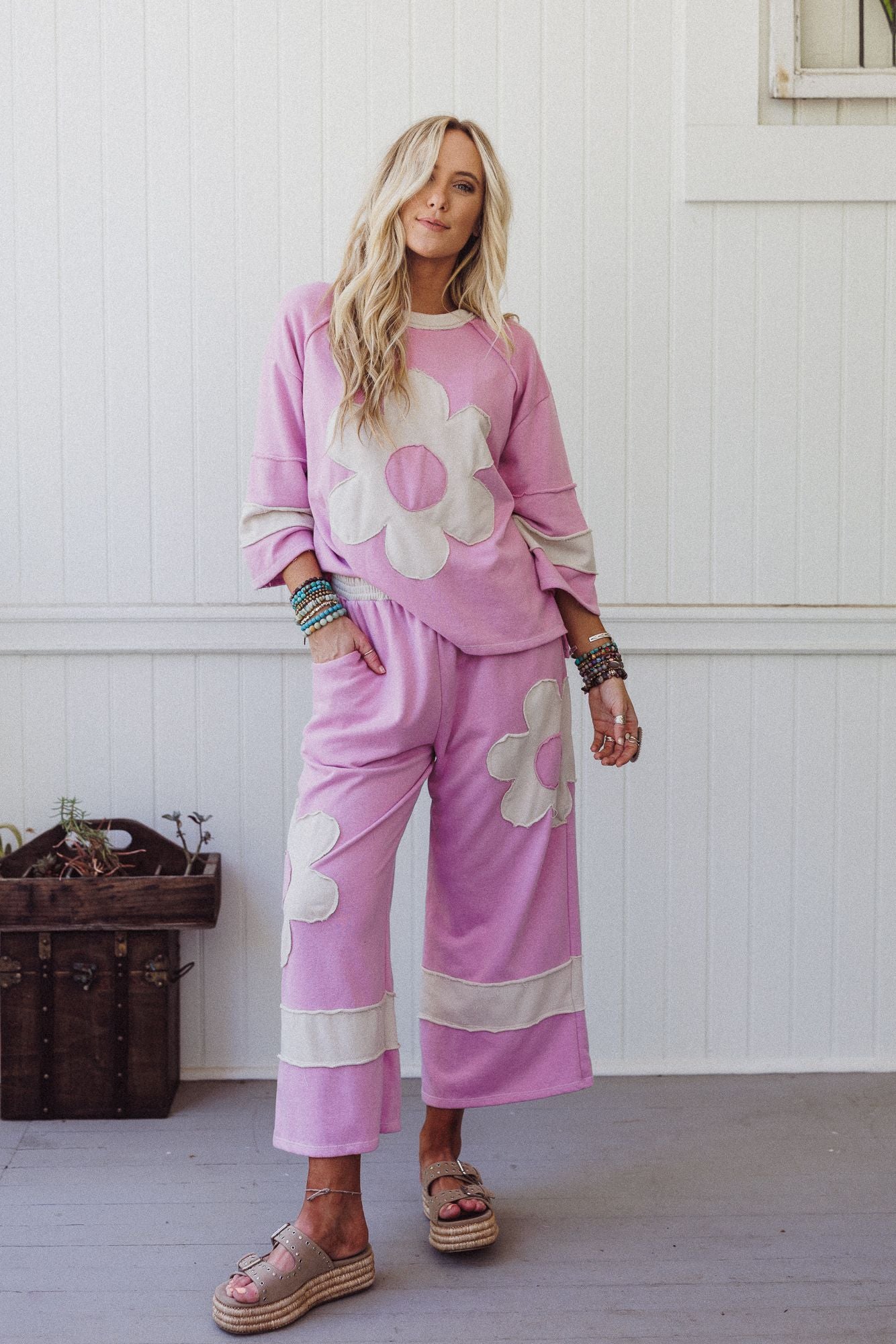 Drift Path Flower Patched Pants - Lilac