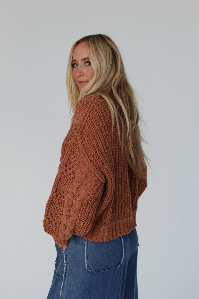 Orchard Charm Sweater - Camel