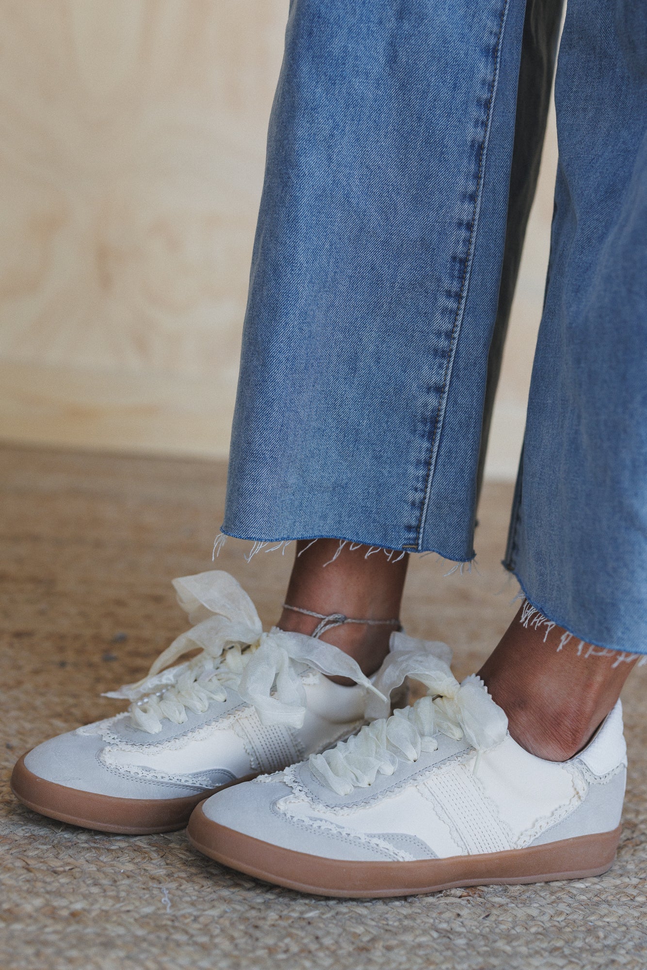 Amour Lace Trim Sneakers - Off White