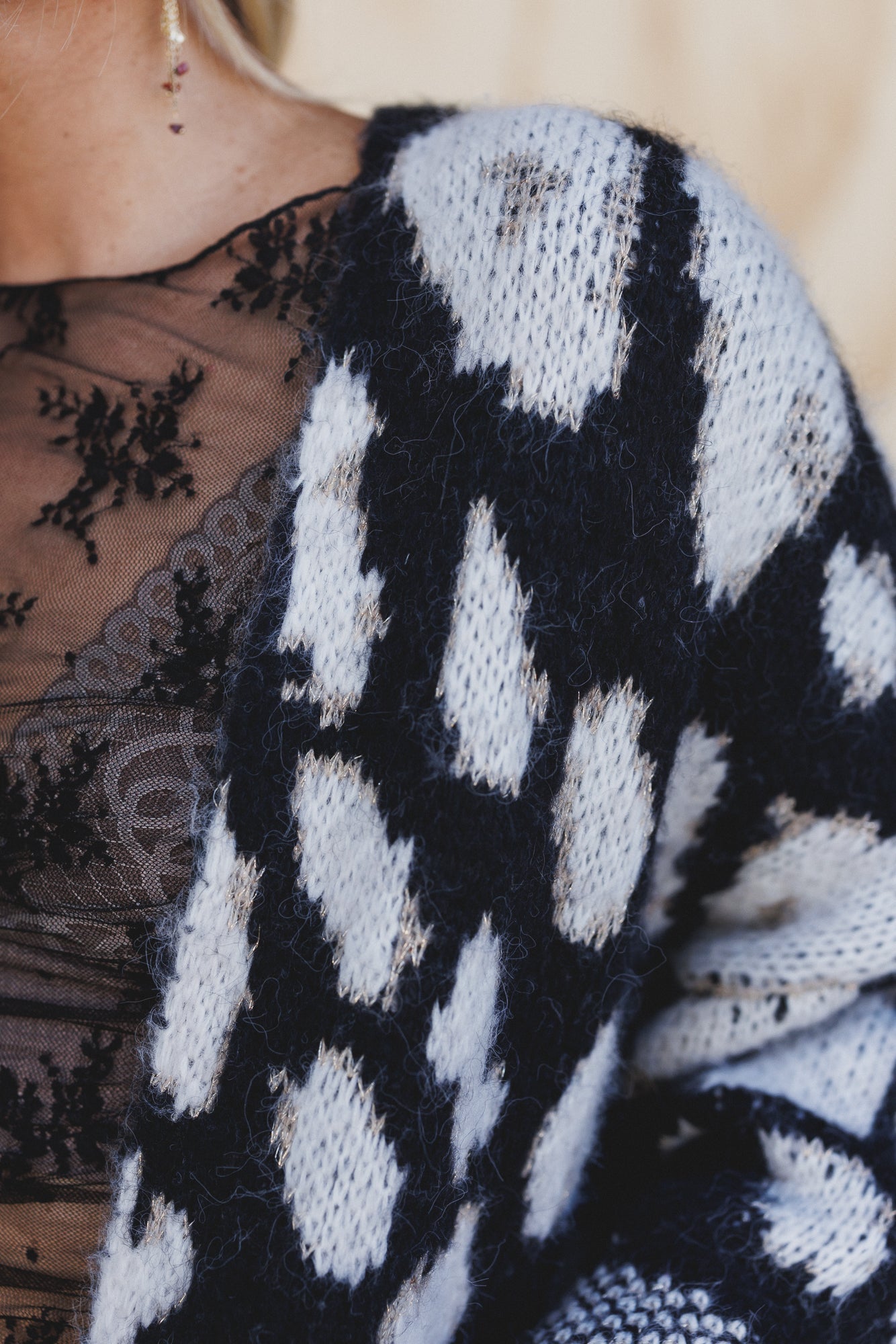 Viva Leopard Print Cardigan - Black