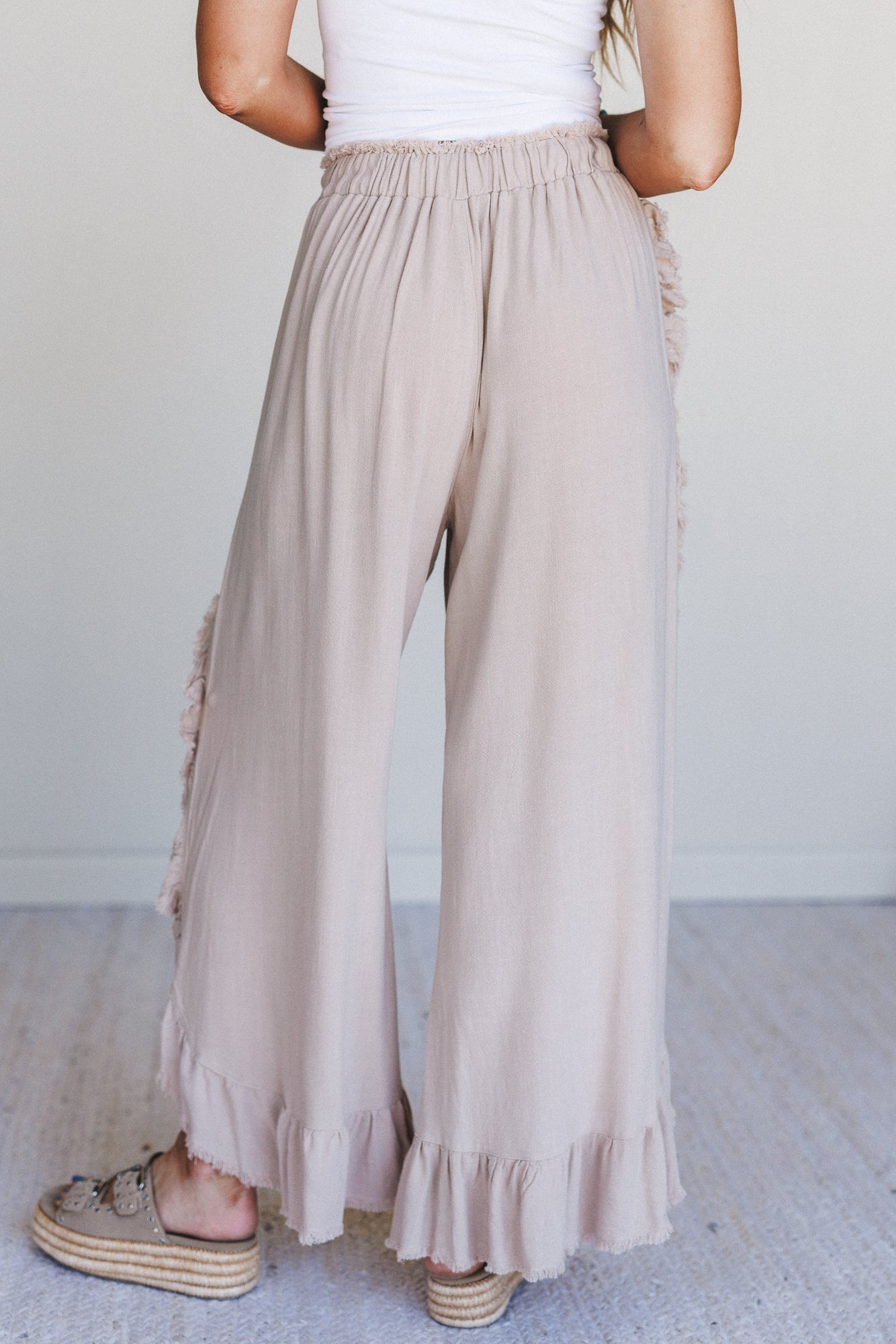 Zhara Ruffle Hem Pants - Khaki