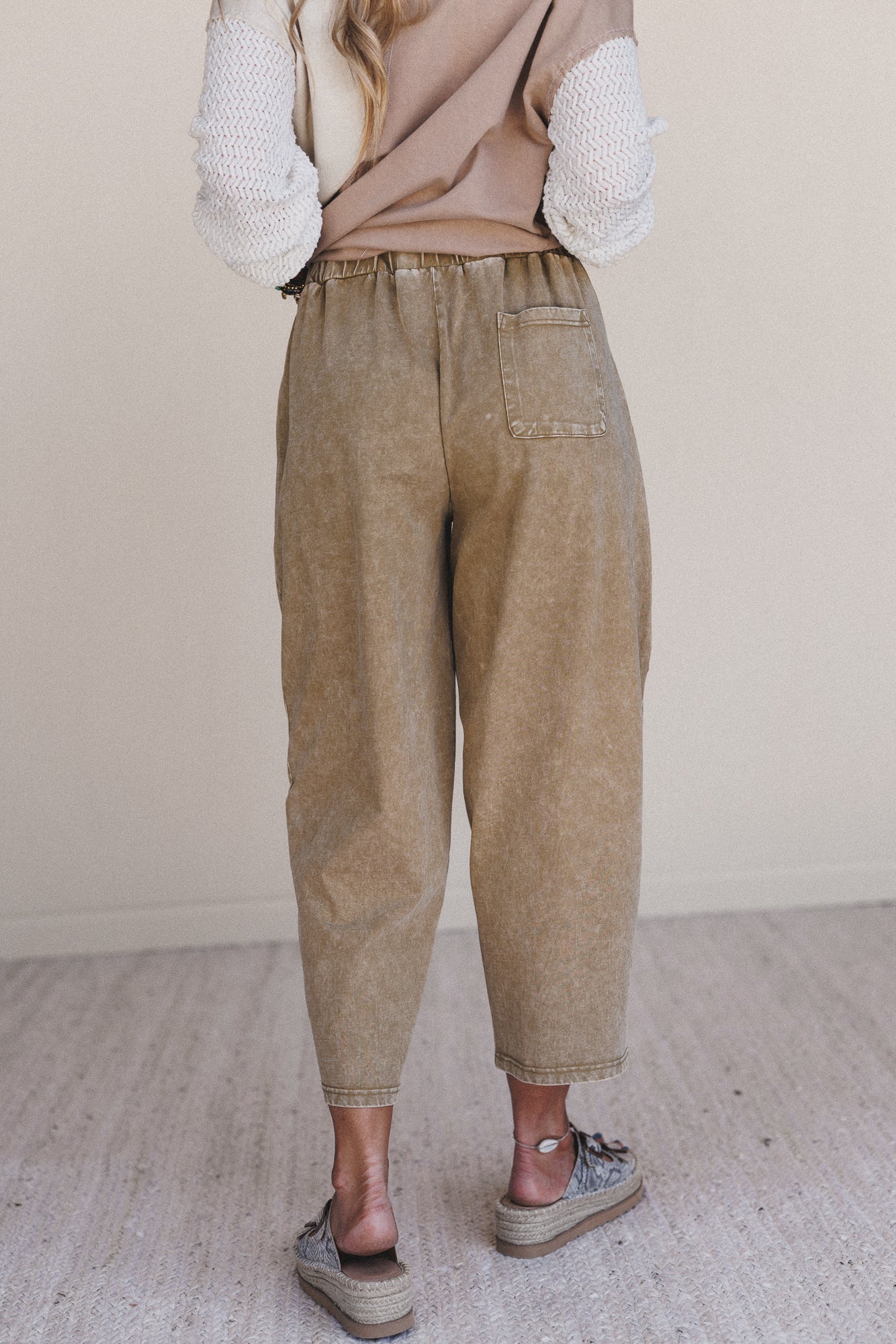 Flower Grove Barrel Pants - Olive