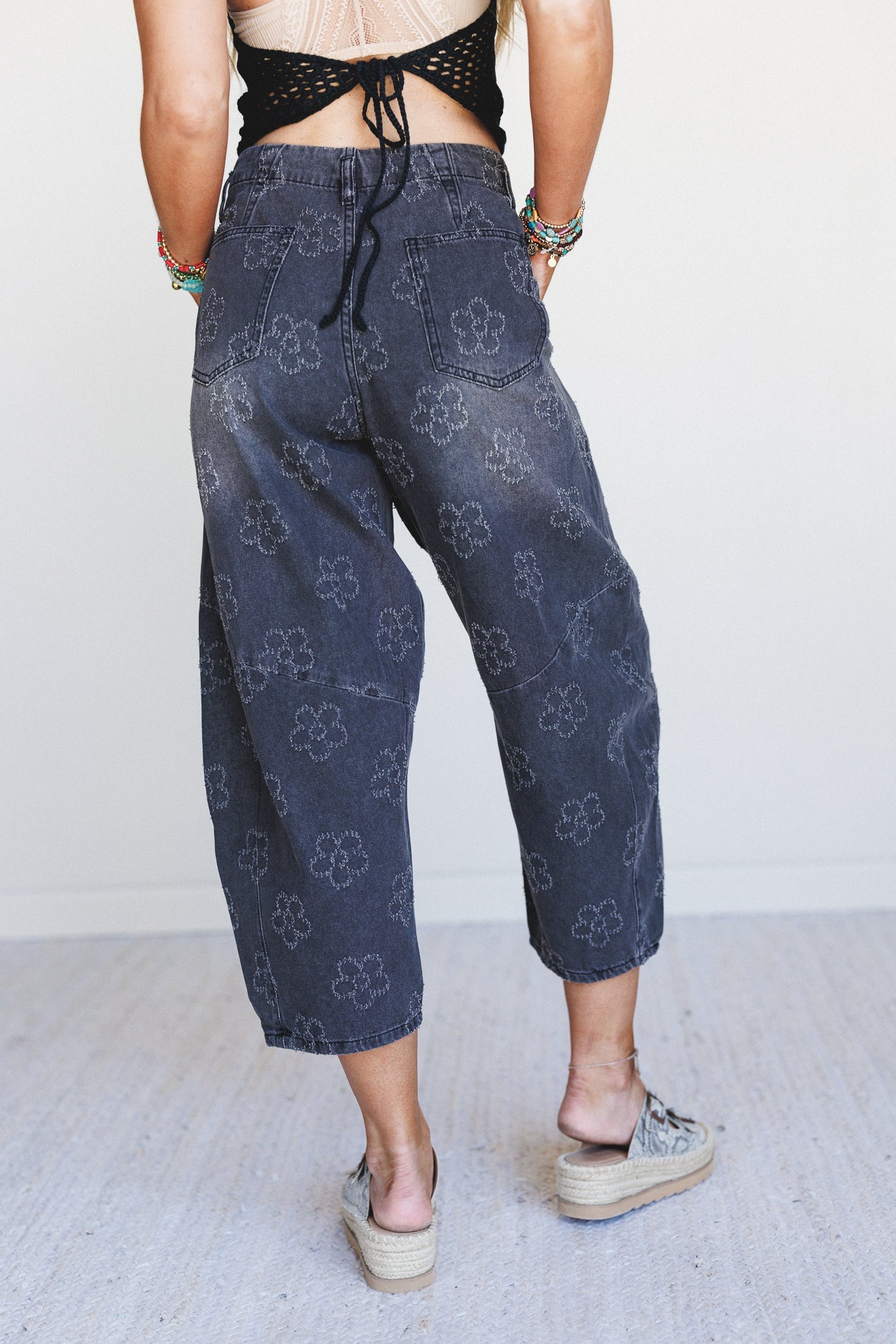 Blossom Trail Barrel Jeans - Black