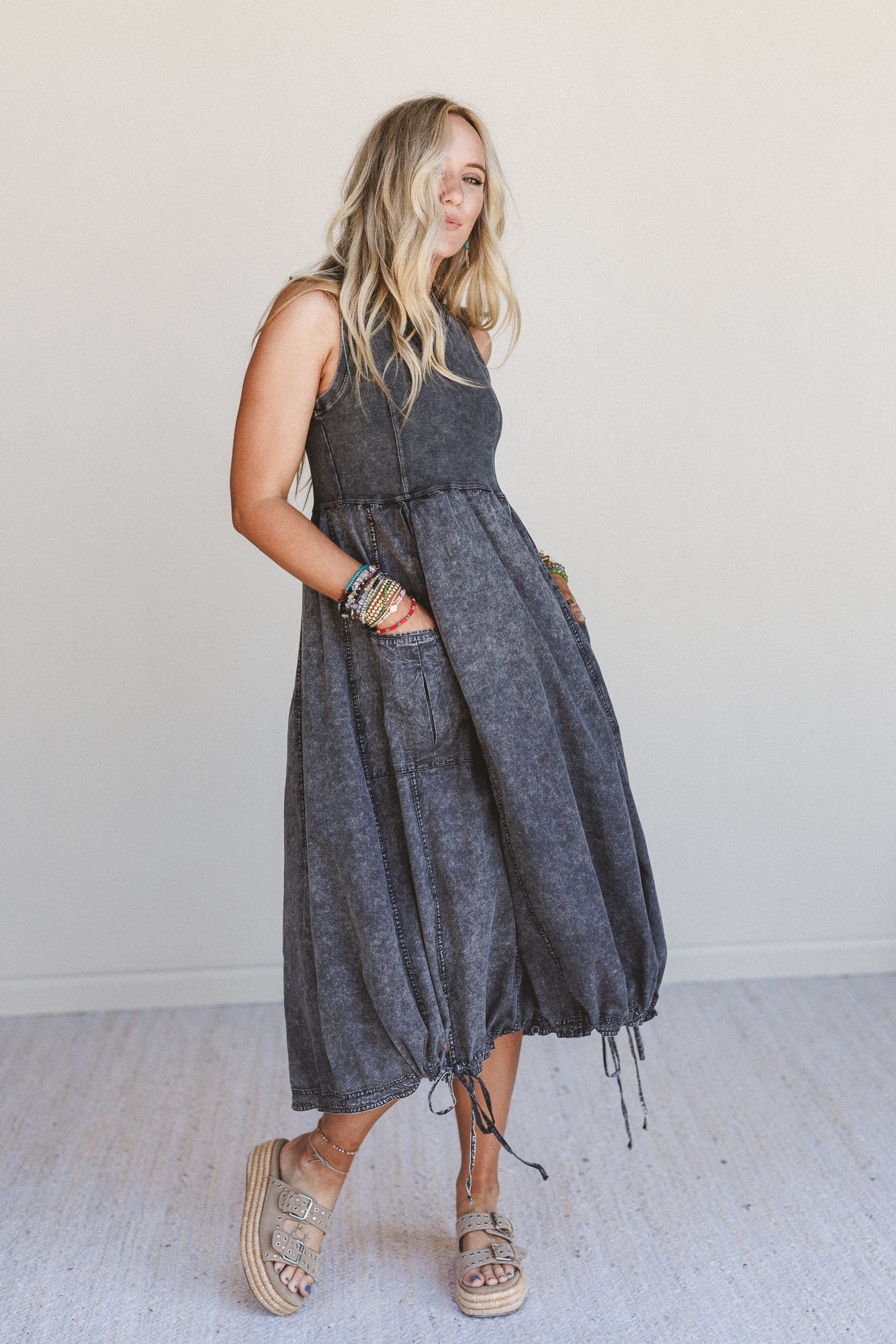 Jungle Beat Cargo Maxi Dress - Black