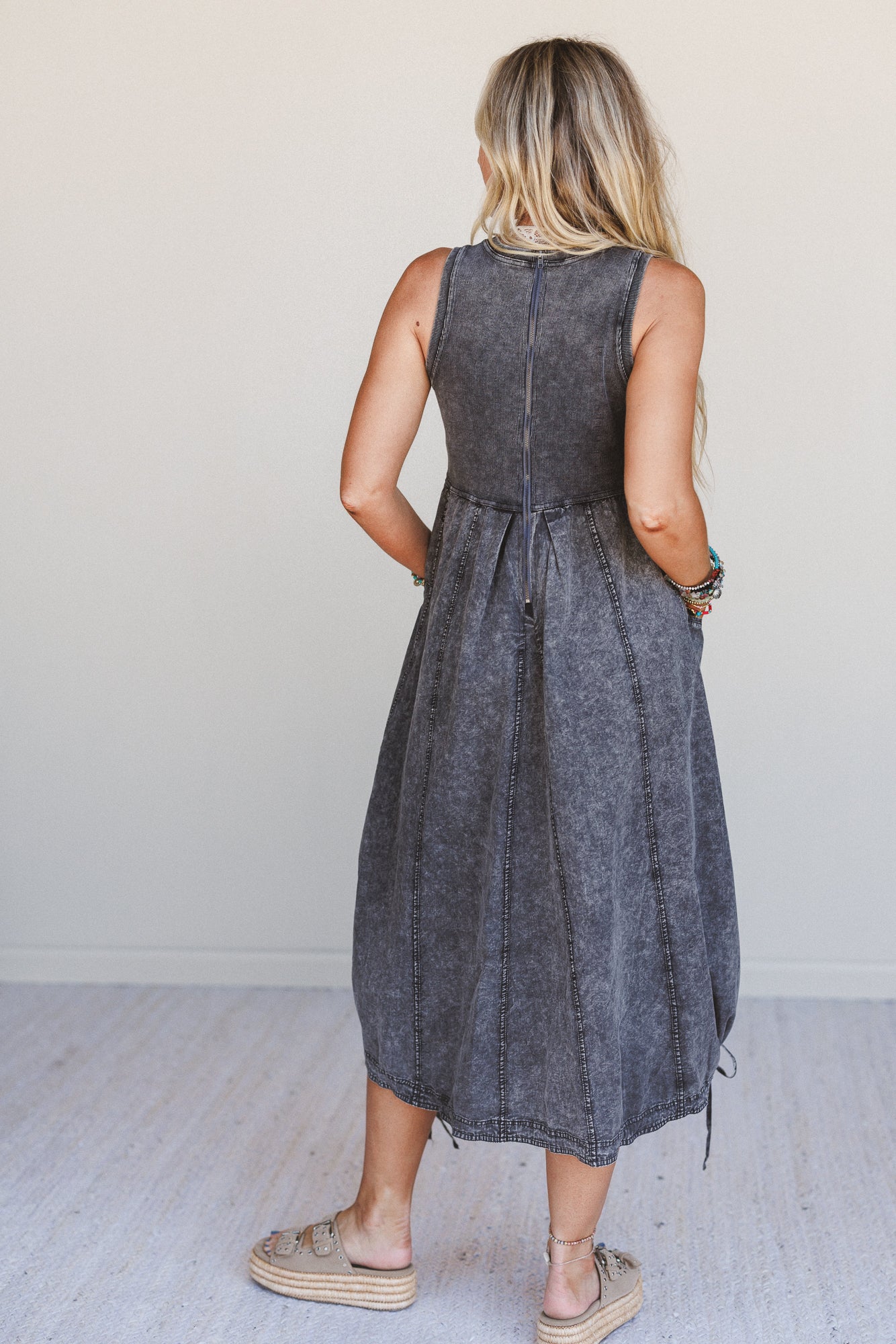 Jungle Beat Cargo Maxi Dress - Black