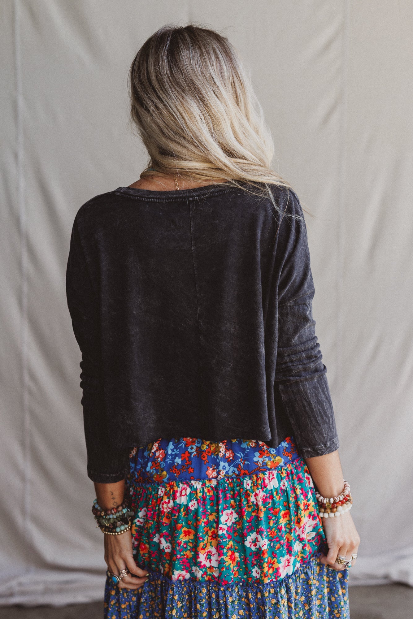 Tigers In Motion Graphic Top - Charcoal