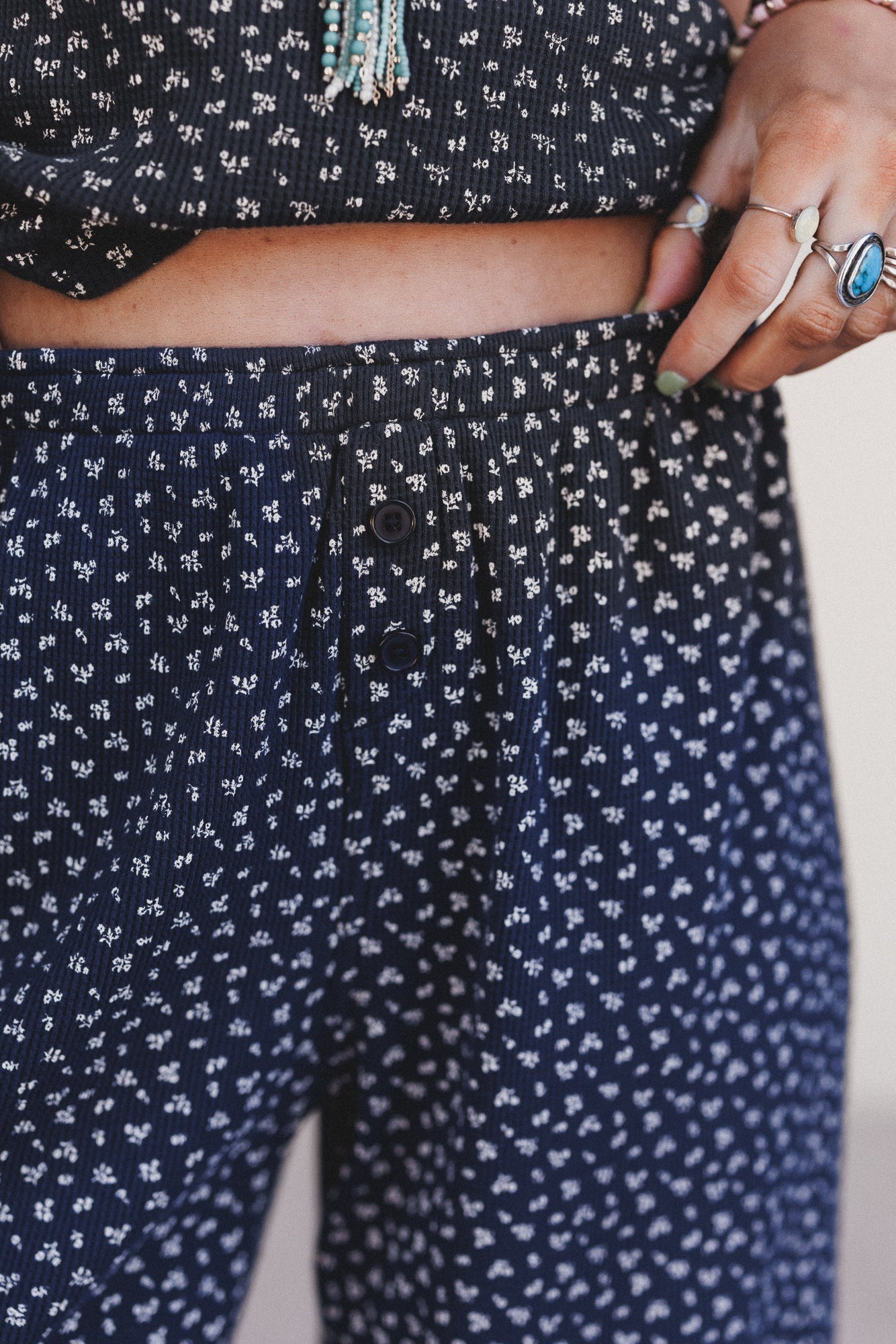 Farmhouse Floral Pants - Navy