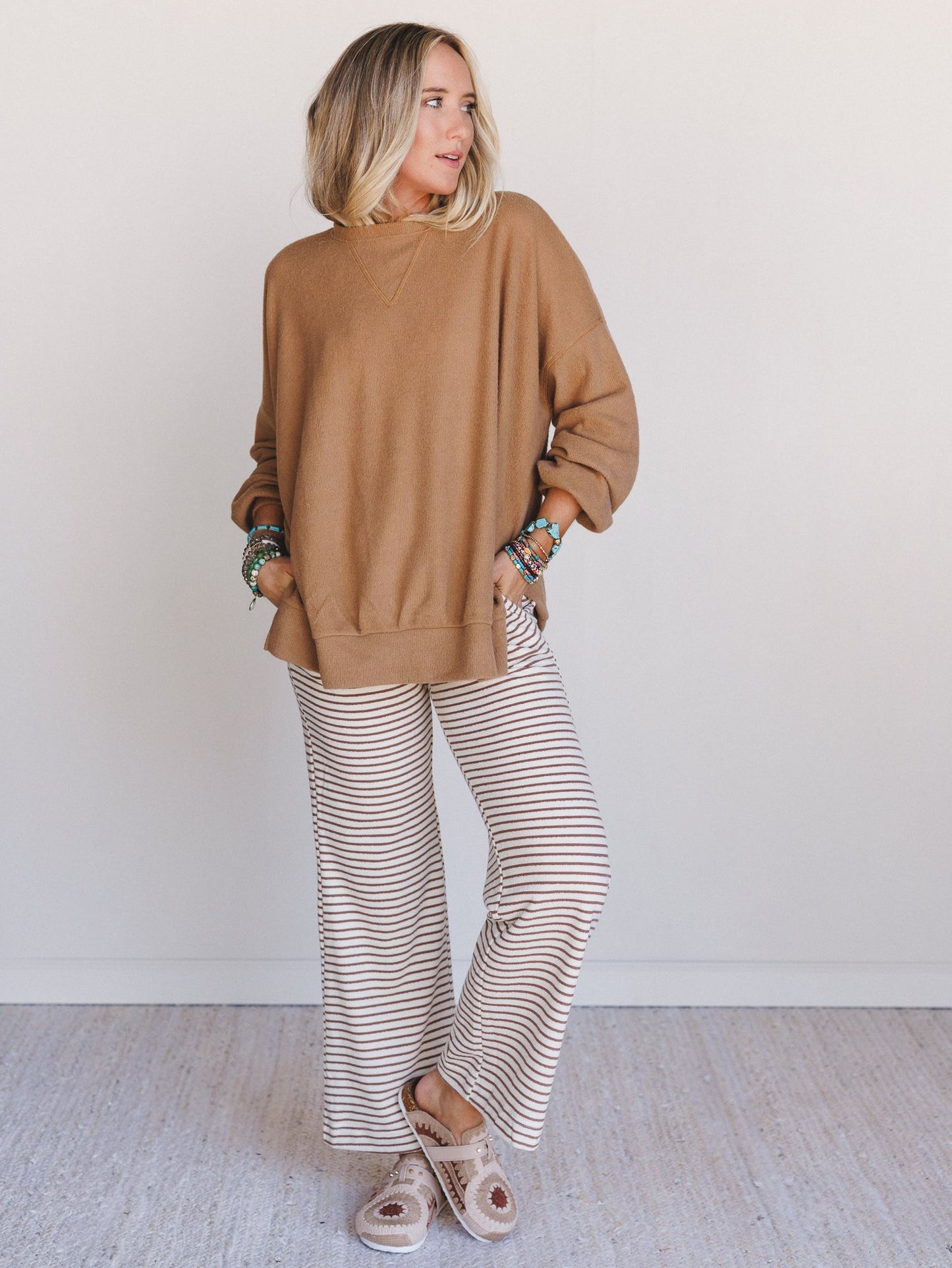 The Nest Brayden Oversized Pullover - Camel