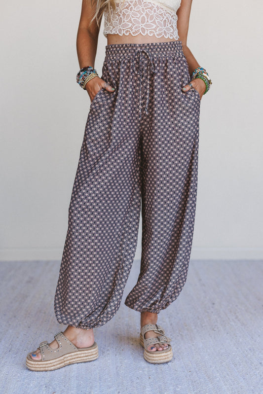 The Nest Mystic Mirage Printed Joggers - Black