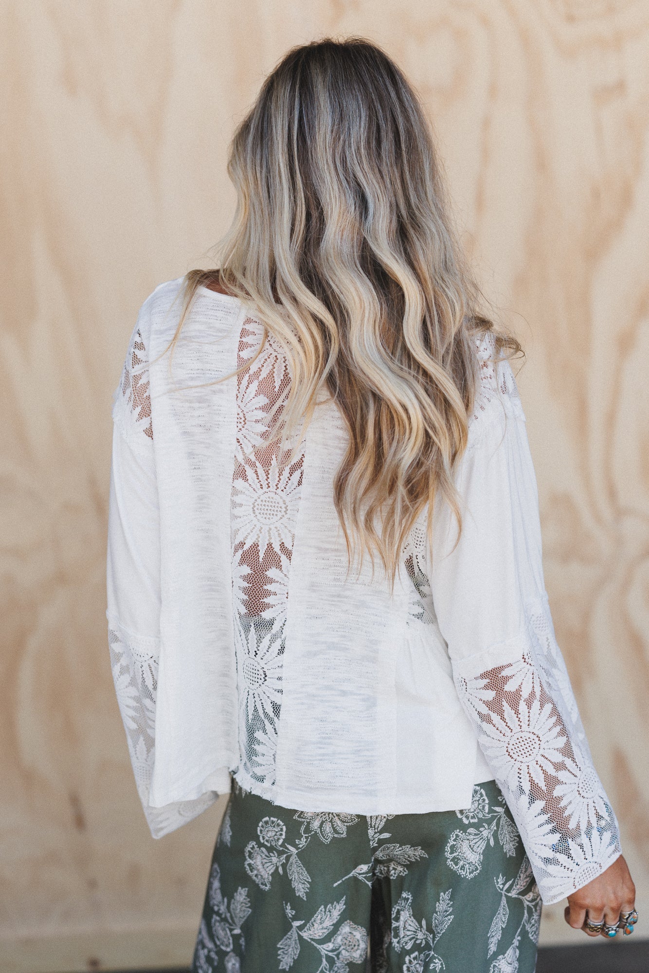 Soft Bloom Lace Flare Top - Ivory