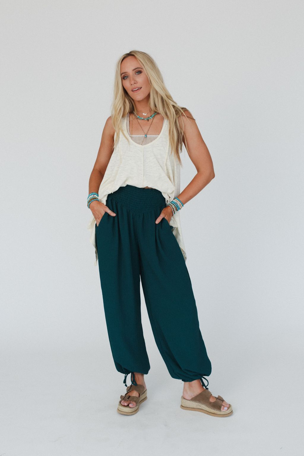 The Nest Oceana Cinched Pants - Hunter Green