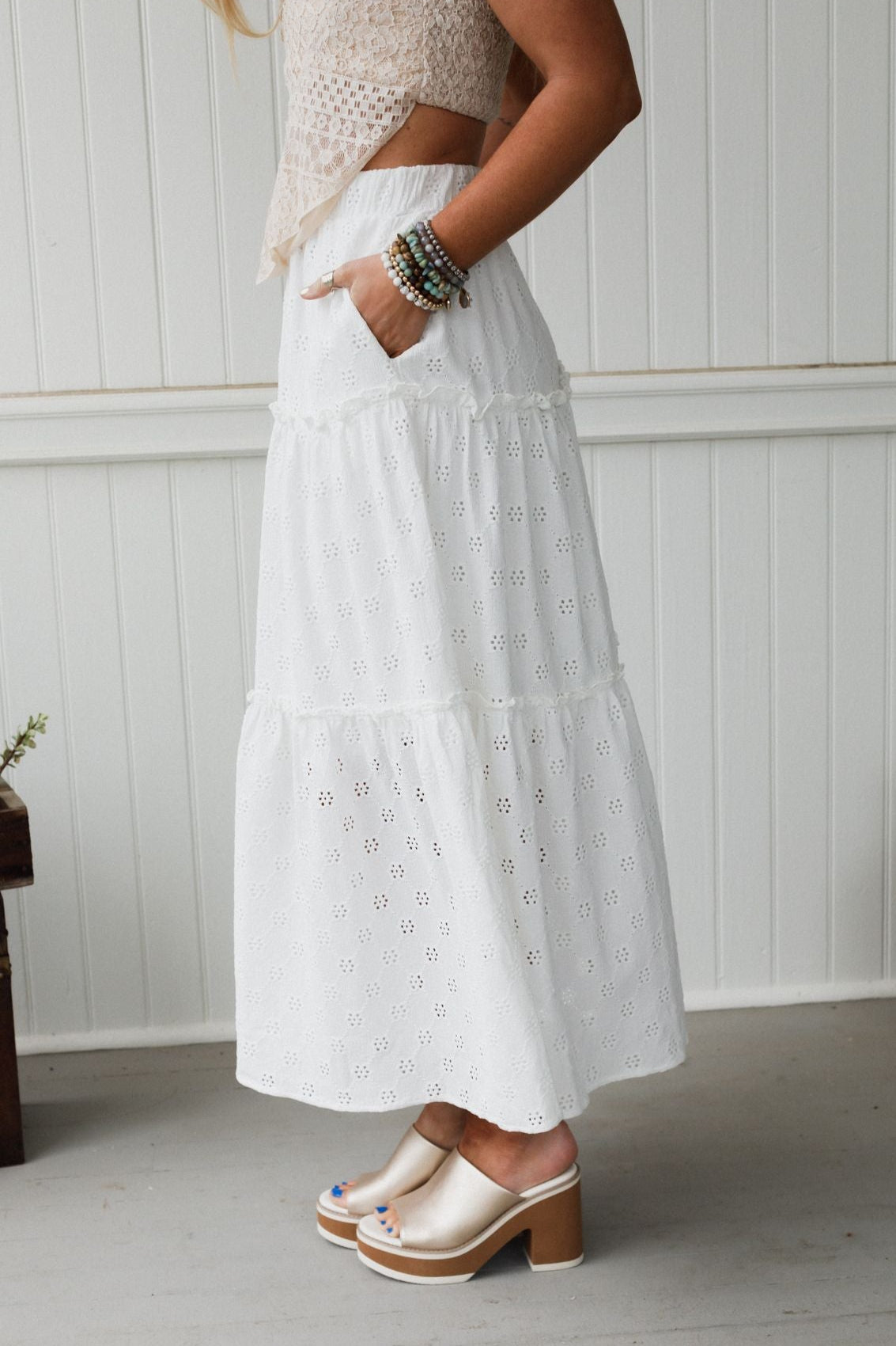 Sweet Briar Eyelet Skirt - White