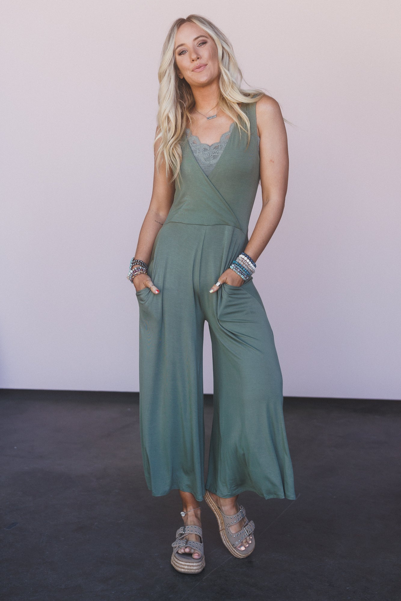 Still Light Jumpsuit - Olive