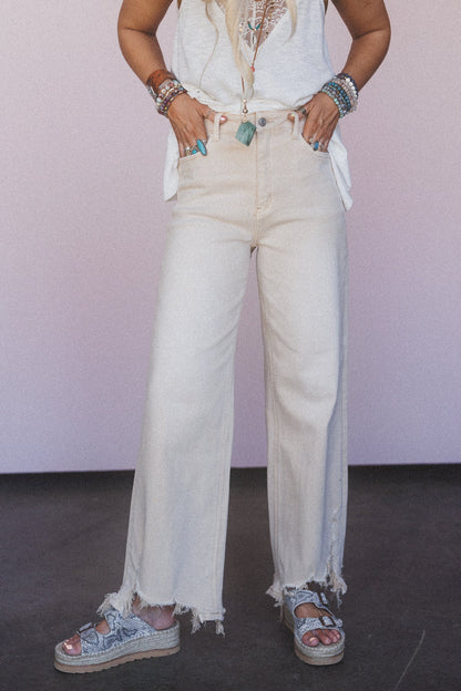 Aero Distressed Jeans - Beige