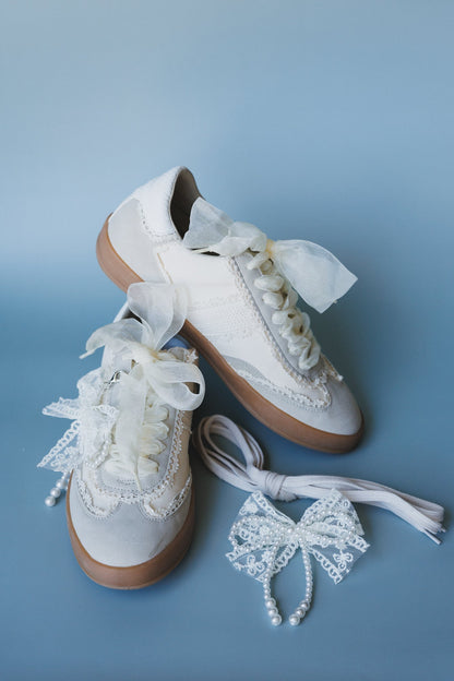Amour Lace Trim Sneakers - Off White