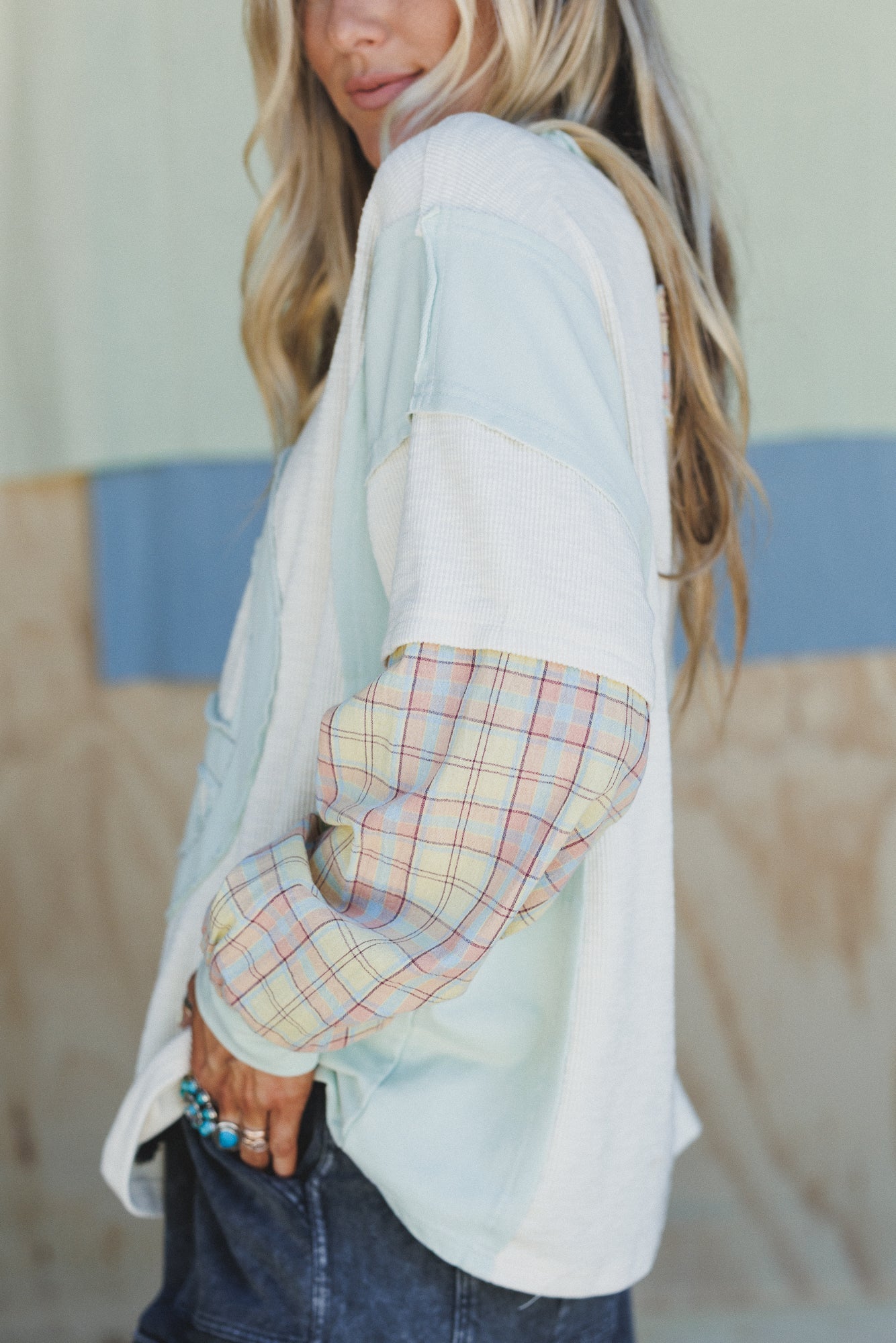 Patch Your Soul Peace Top - Oatmeal