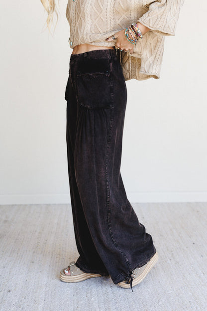 East Bay Loose Fit Cargo Jeans - Black