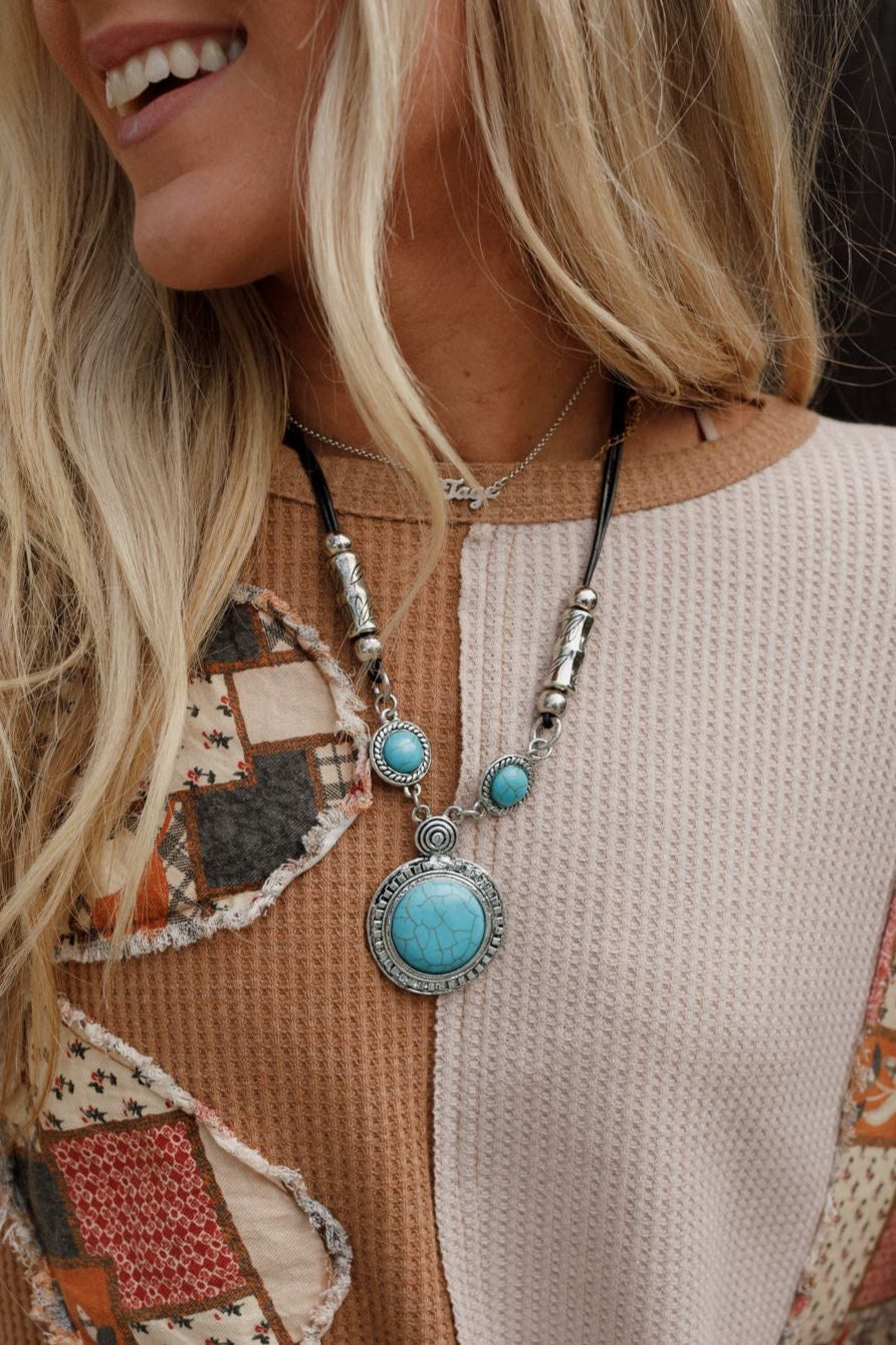 Mesa Moon Necklace - Turquoise