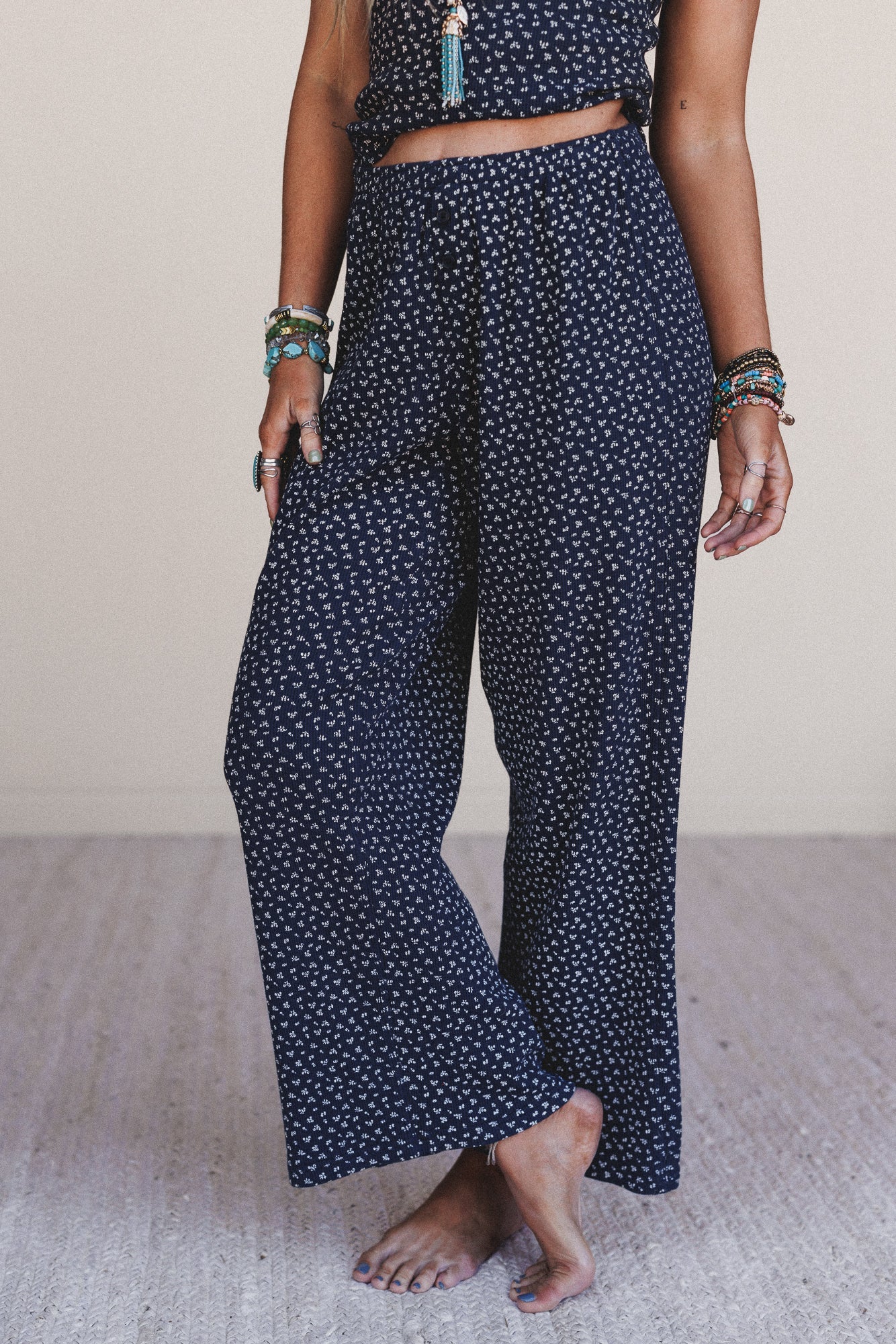 Farmhouse Floral Pants - Navy