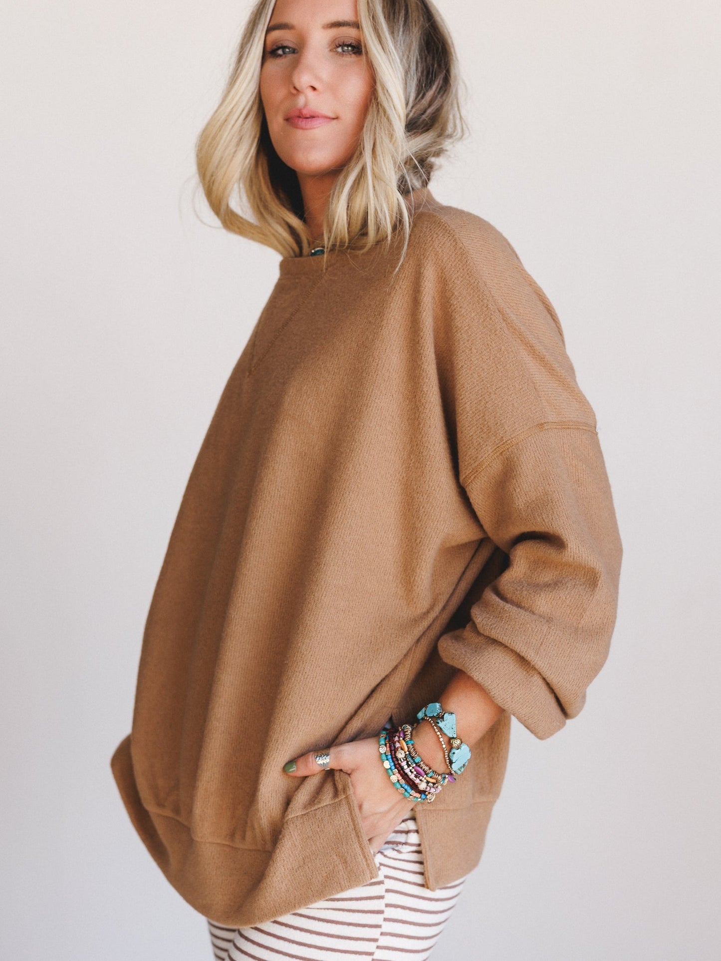 The Nest Brayden Oversized Pullover - Camel
