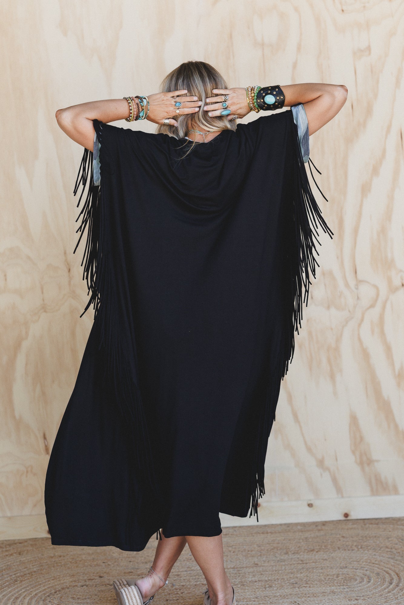 The Nest Showstopper Duster Kimono - Black