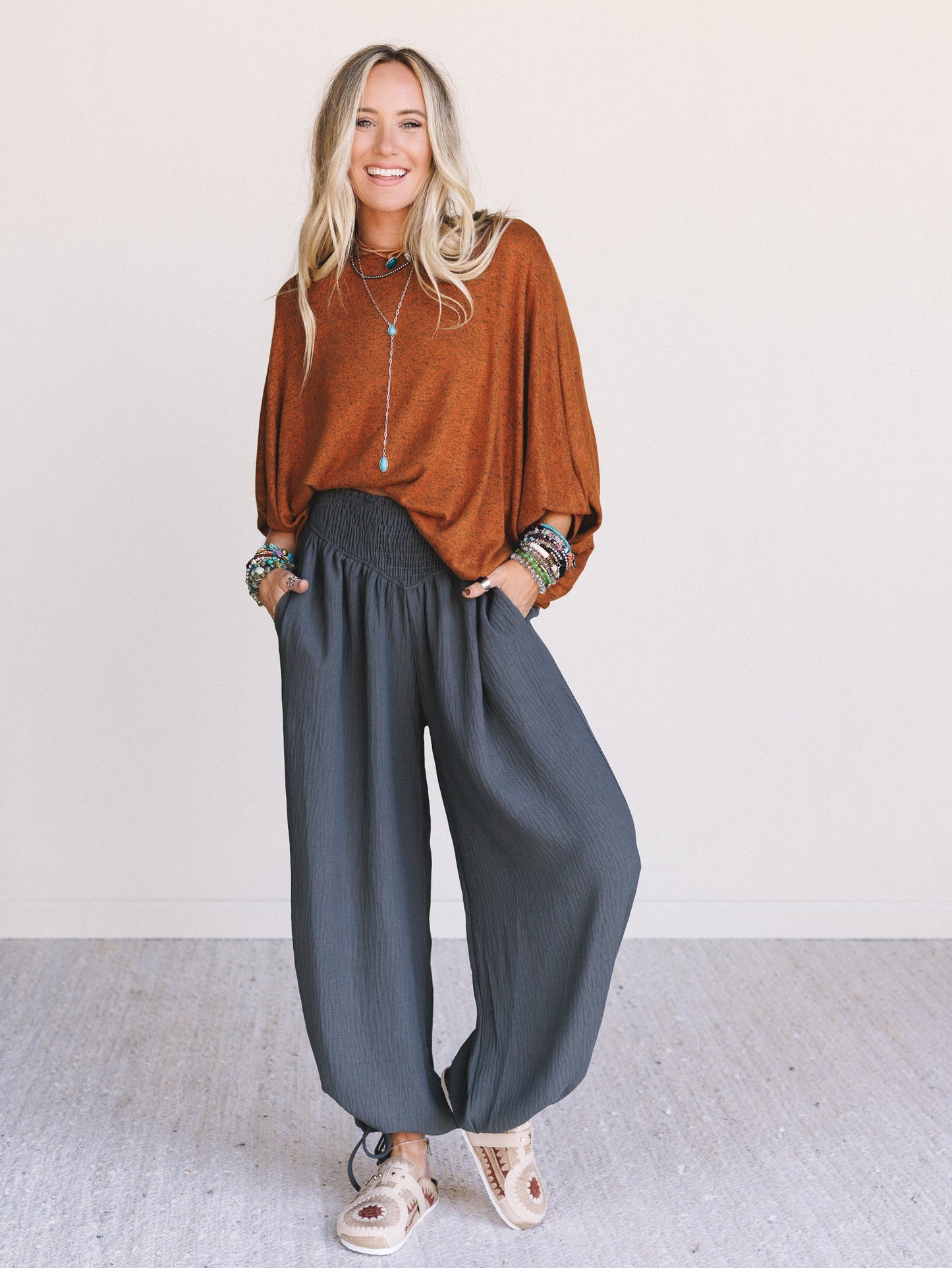 The Nest Oceana Cinched Pants - Grey Olive