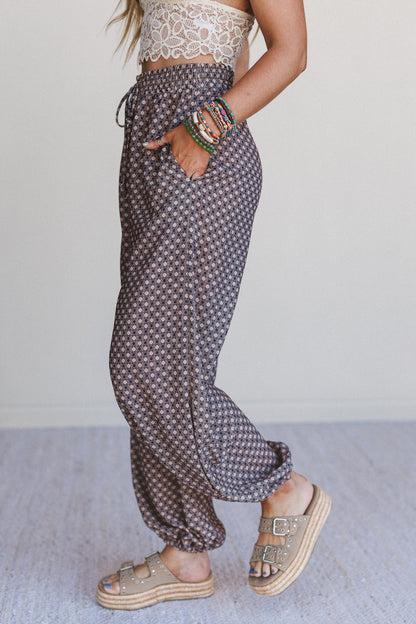 The Nest Mystic Mirage Printed Joggers - Black