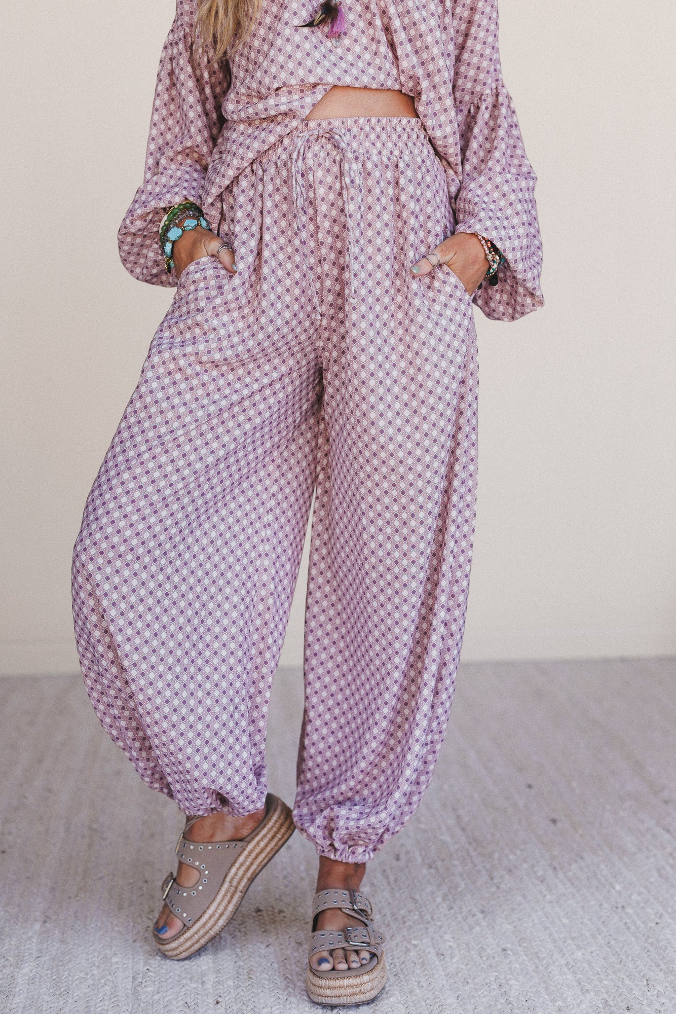 The Nest Mystic Mirage Printed Joggers - Burgundy