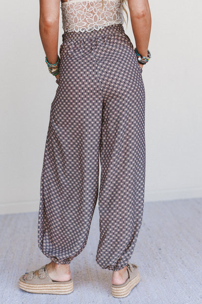 The Nest Mystic Mirage Printed Joggers - Black