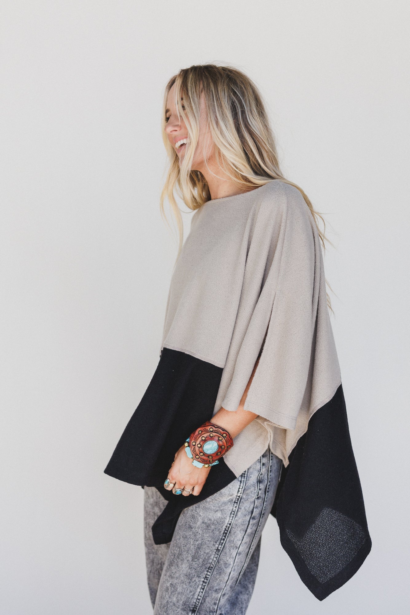 The Nest Lucky Shadow Top - Taupe Black