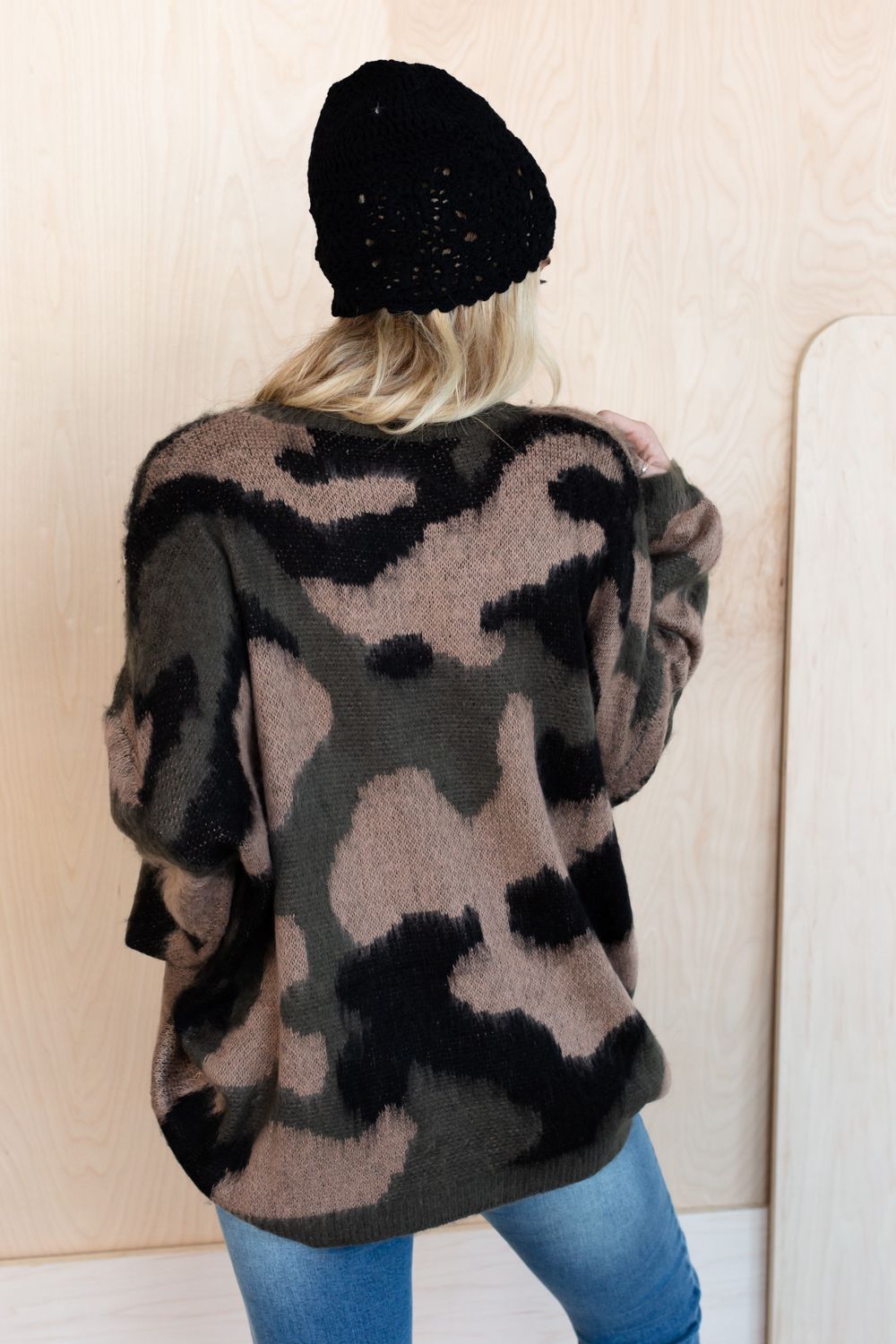 Wild Wanderer Sweater - Camo