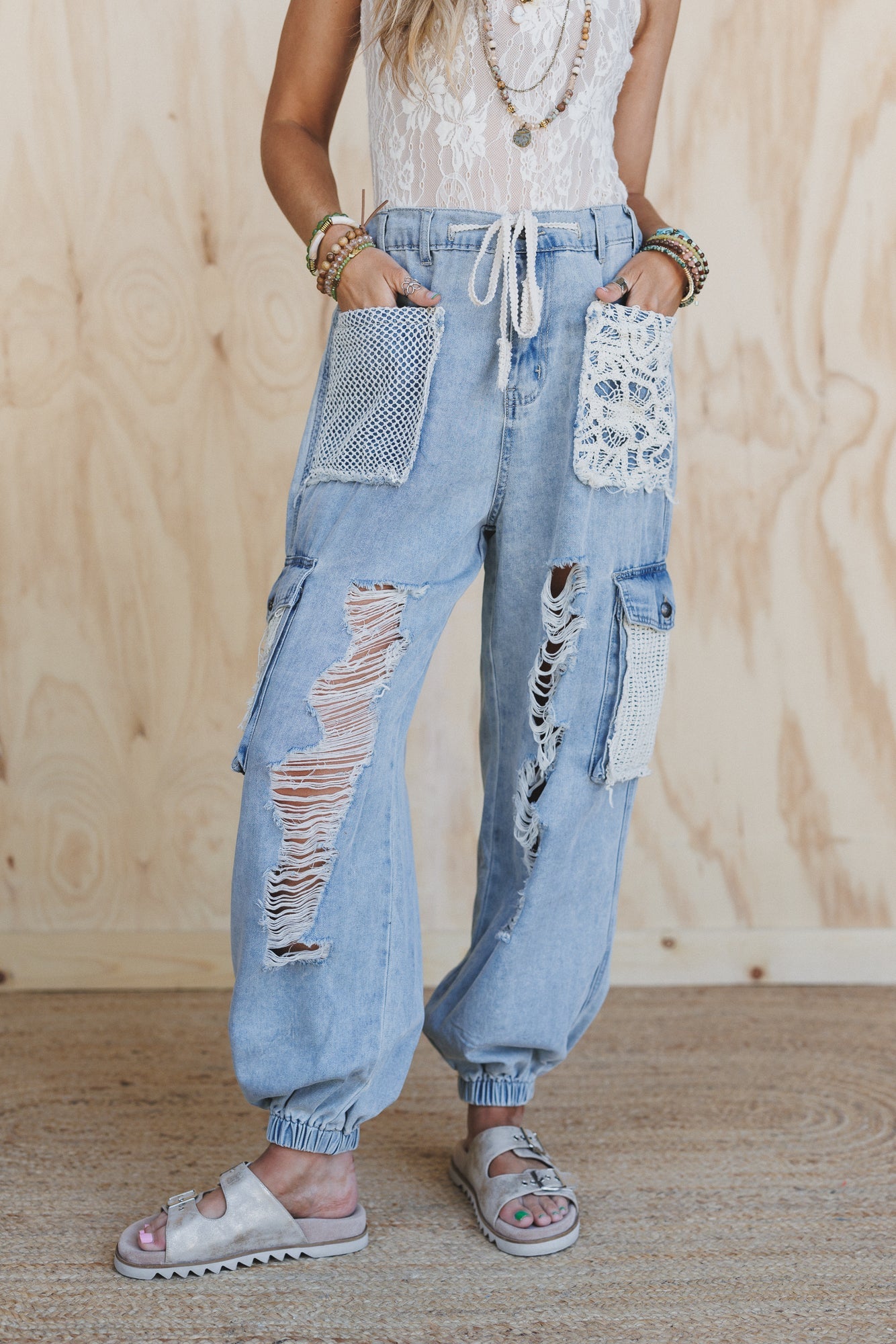 City Sky Distressed Pants - Denim