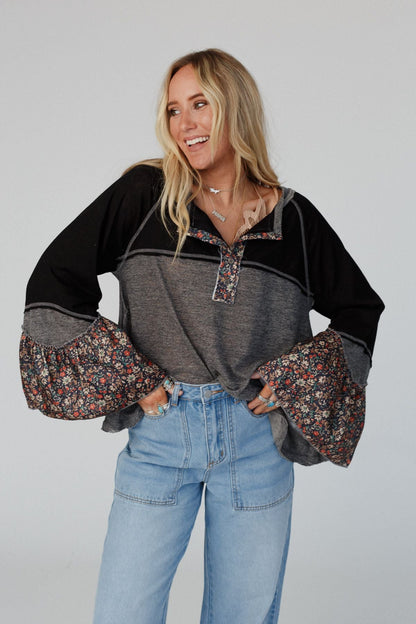Blooms Of Love Contrast Top - Black