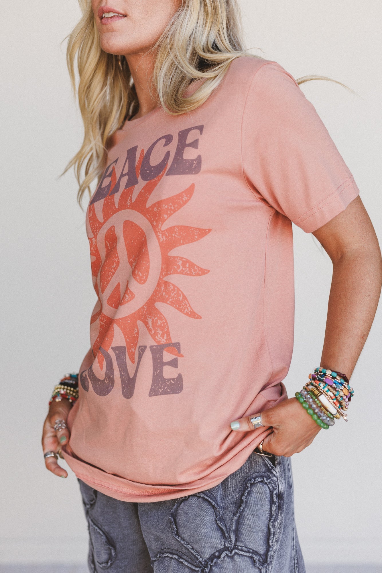 The Nest Peace and Love Graphic Tee - Terracotta