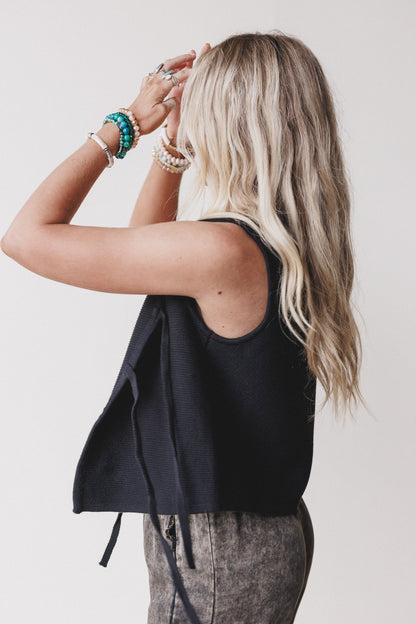 Bare Drift Sweater Vest - Black