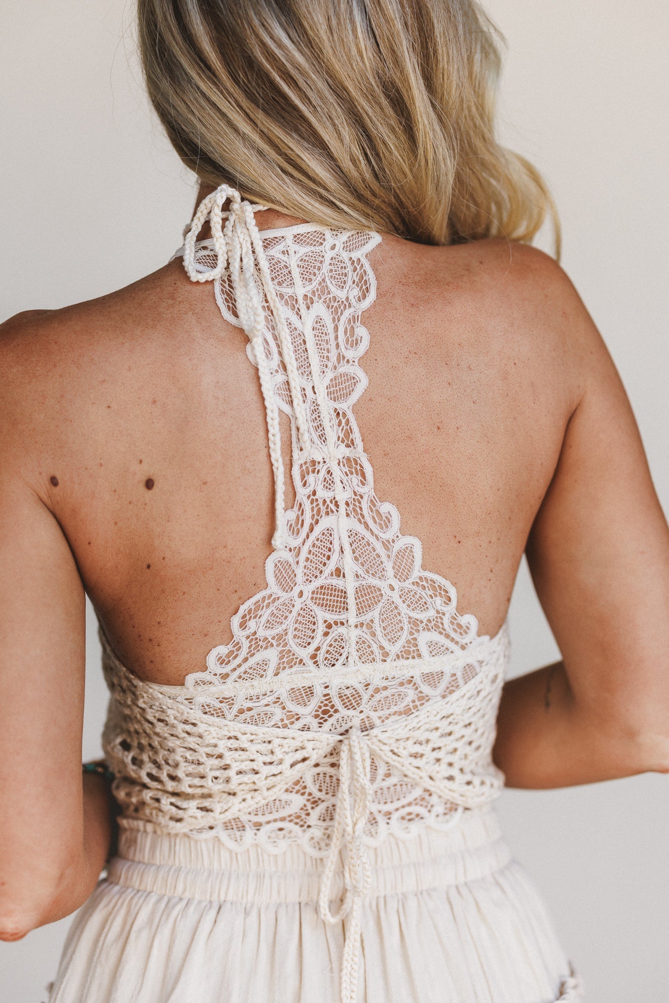 Keilani Halter Tie Top - Natural