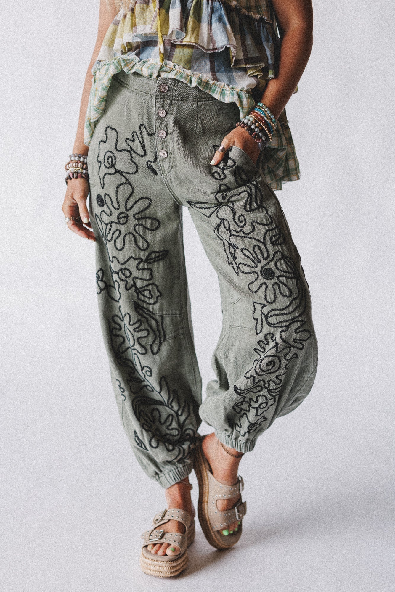 Sweet On You Embroidered Pants - Green