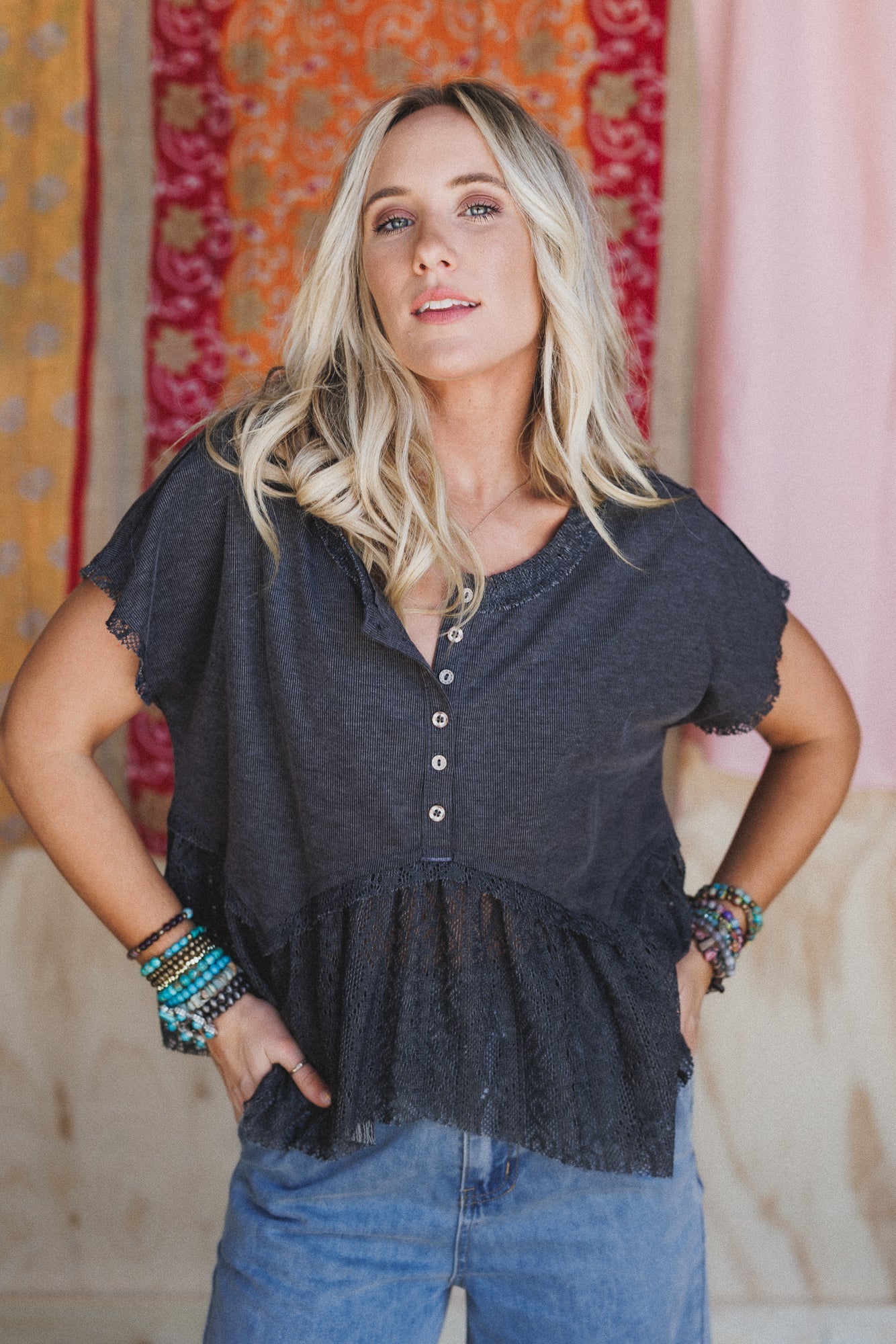 Callie Short Sleeve Tee - Charcoal