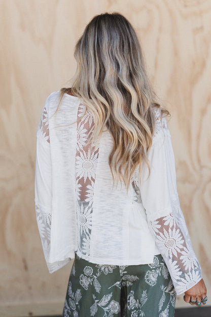 Soft Bloom Lace Flare Top - Ivory