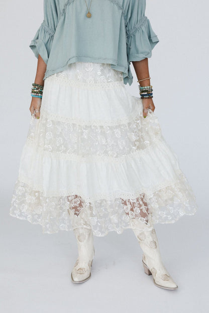 Lace Horizon Maxi Skirt - Cream