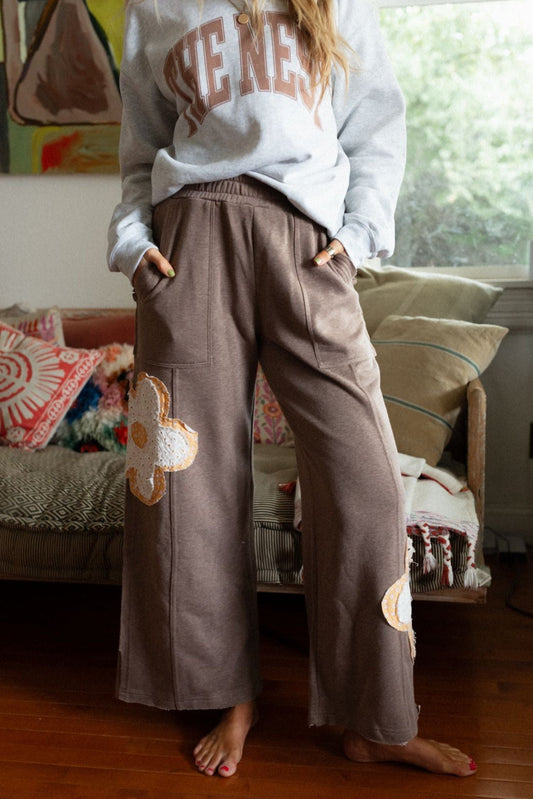 Wild Daisy Patch Pants - Mocha
